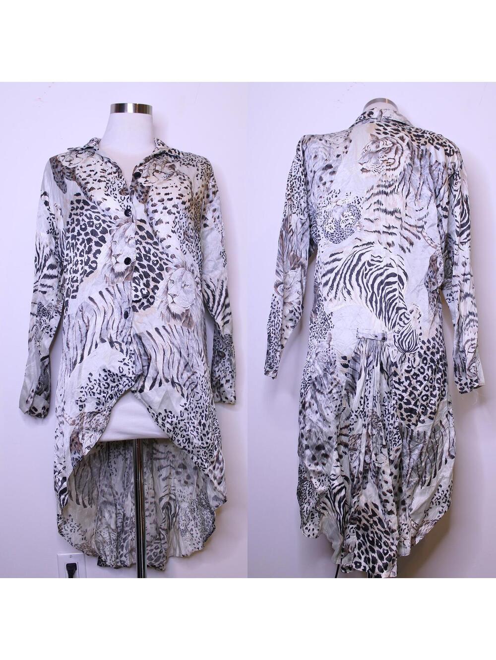 VTG Cream Black Safari Print Hi Low Satin Blouse - Small